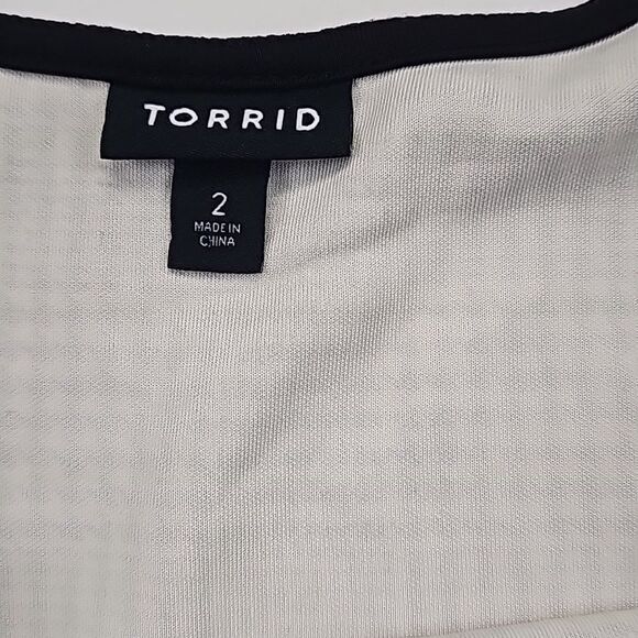 Torrid NWOT Houndstooth Scuba Skater Dress Black White Size 2X - Picture 4 of 9